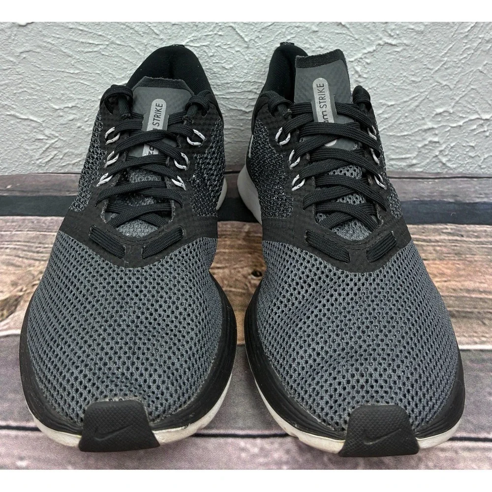 Nike Zoom Strike Running Shoes Womens 8 Black Dark Gray Sneakers AJ0188-001